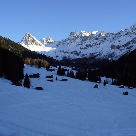 Hotel El Geiger Pozza di Fassa Ngoại thất bức ảnh
